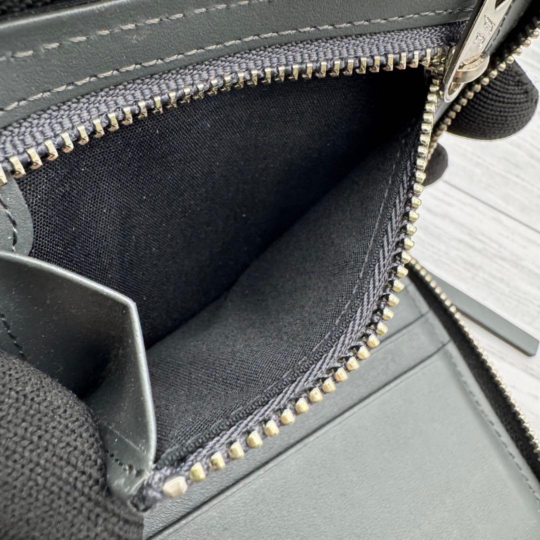 【極美品】ポールスミス バイカラー ラウンドファスナー　長財布 　ブラック