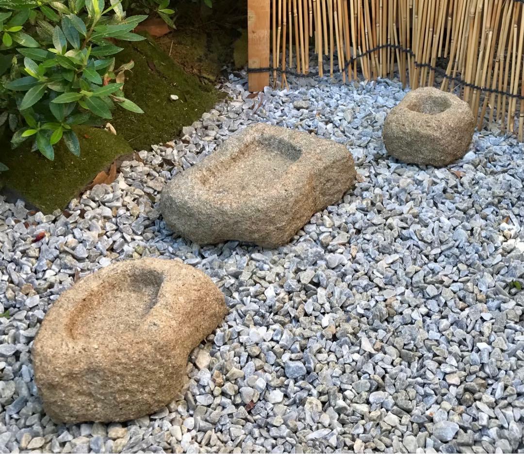 【天然自然石・石鉢・苔鉢・寄せ植え鉢・多肉植物鉢３個】庭石オブジェ造園水石天然石