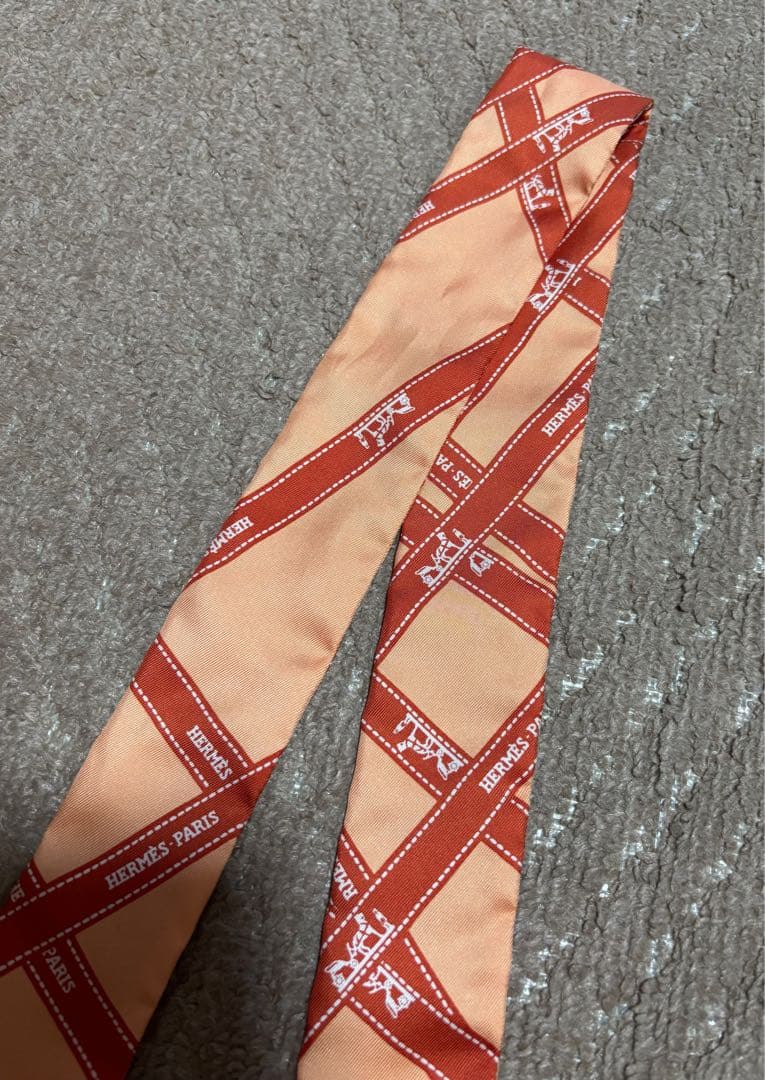 HERMES エルメス ツイリー ボルデュック スカーフ　オレンジ白