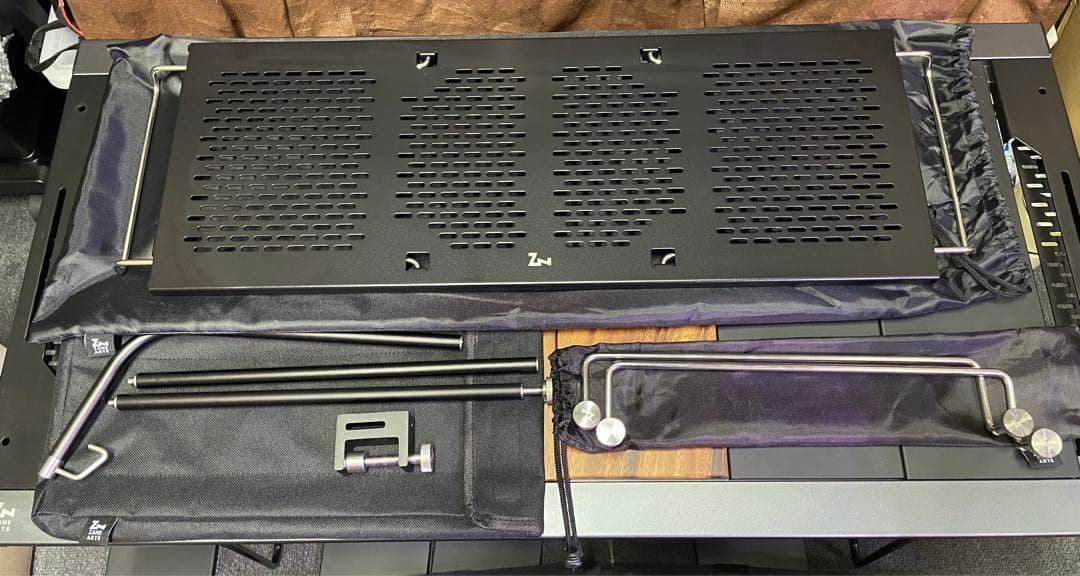 ゼインアーツ トードテーブル ウッドボード4枚・ミニオズハンガー付き