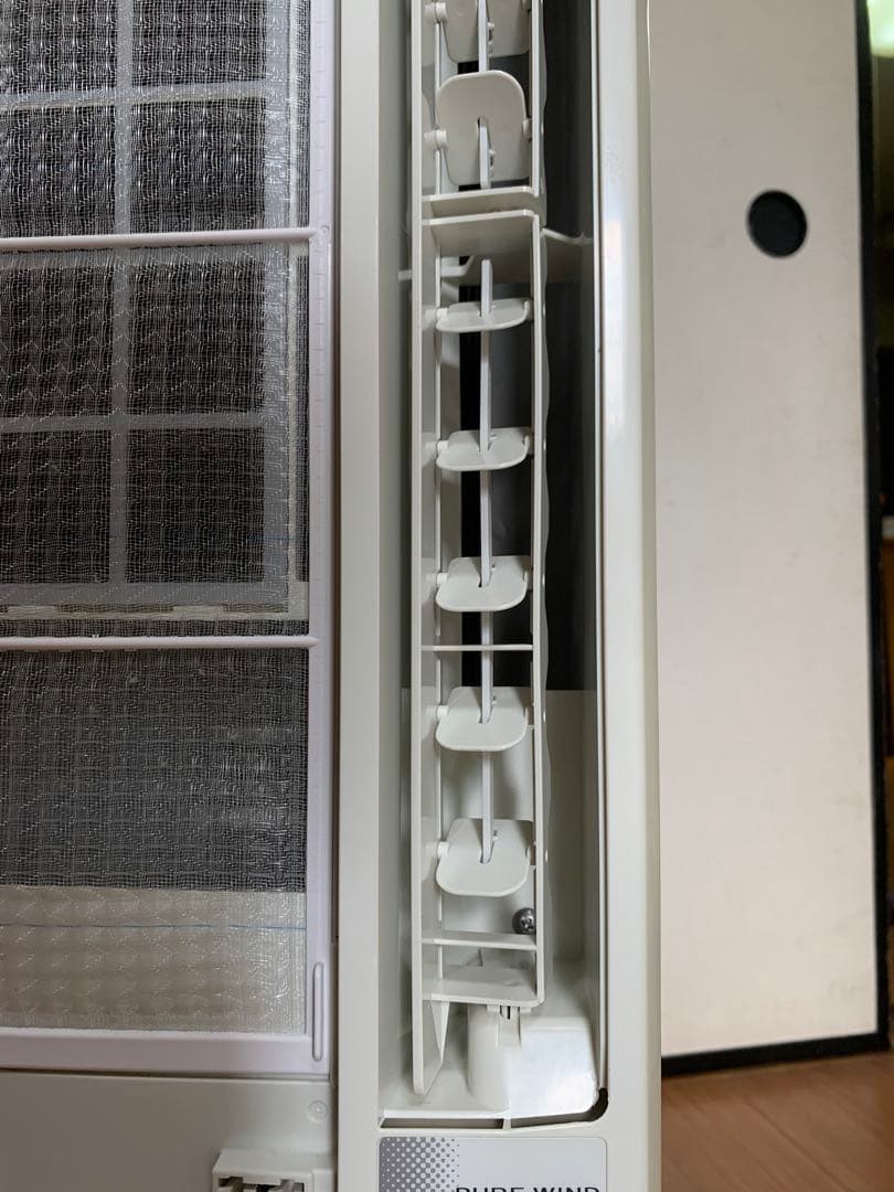 コロナ ウィンド窓用エアコン CW-F1618 2018年