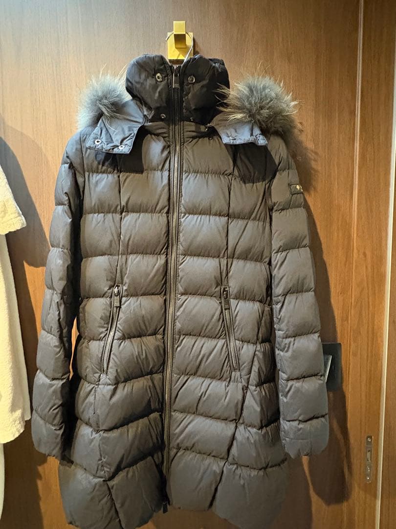 TATRAS ファー付きロングダウンジャケット