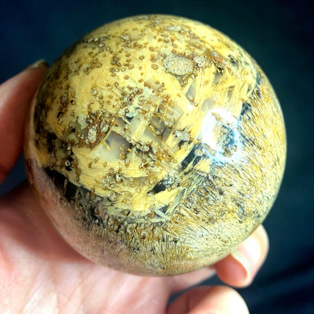 超大玉　64mm ゴールドルチルクォーツ　金針水晶　パワーストーン