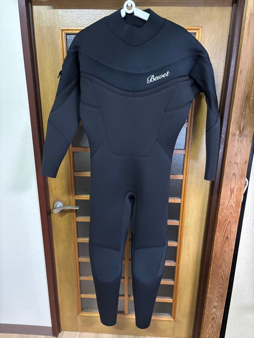 Bewet ジャージフルスーツ　Ｌサイズ　新品未使用