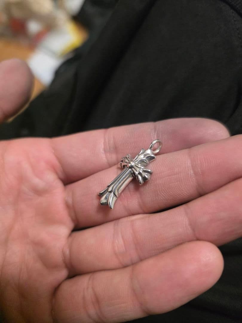 クロムハーツ　ダブルクロス　チャーム