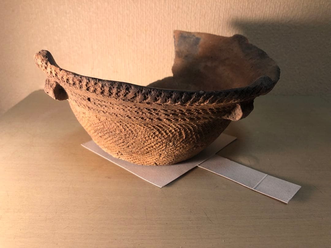 「縄文土器の欠片 No.525」です。