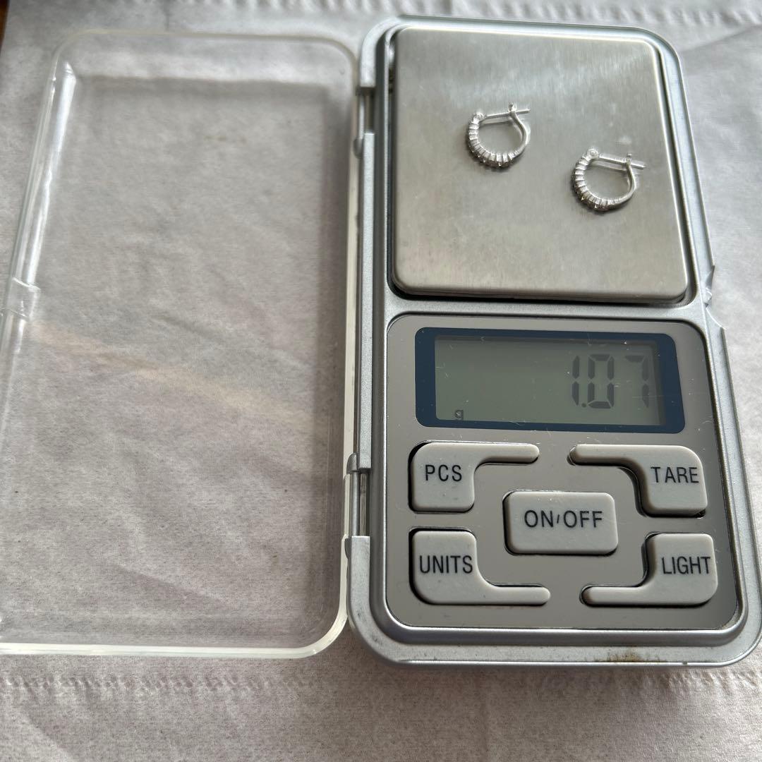 K18WG ダイヤ0.2ct フープピアス 1.07g