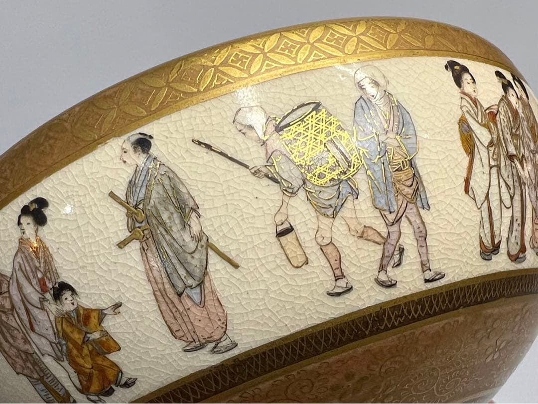 【錦光山】超絶技巧 薩摩 金蘭手 色絵 金彩 風俗図茶碗