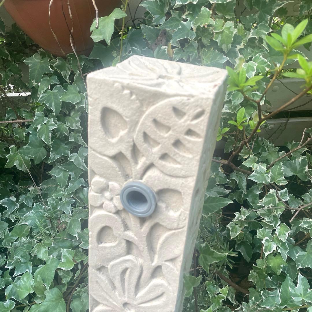 バリ　アジアン石彫りハイビスカスガーデニング立水栓　水栓柱　砂石風　エクステリア
