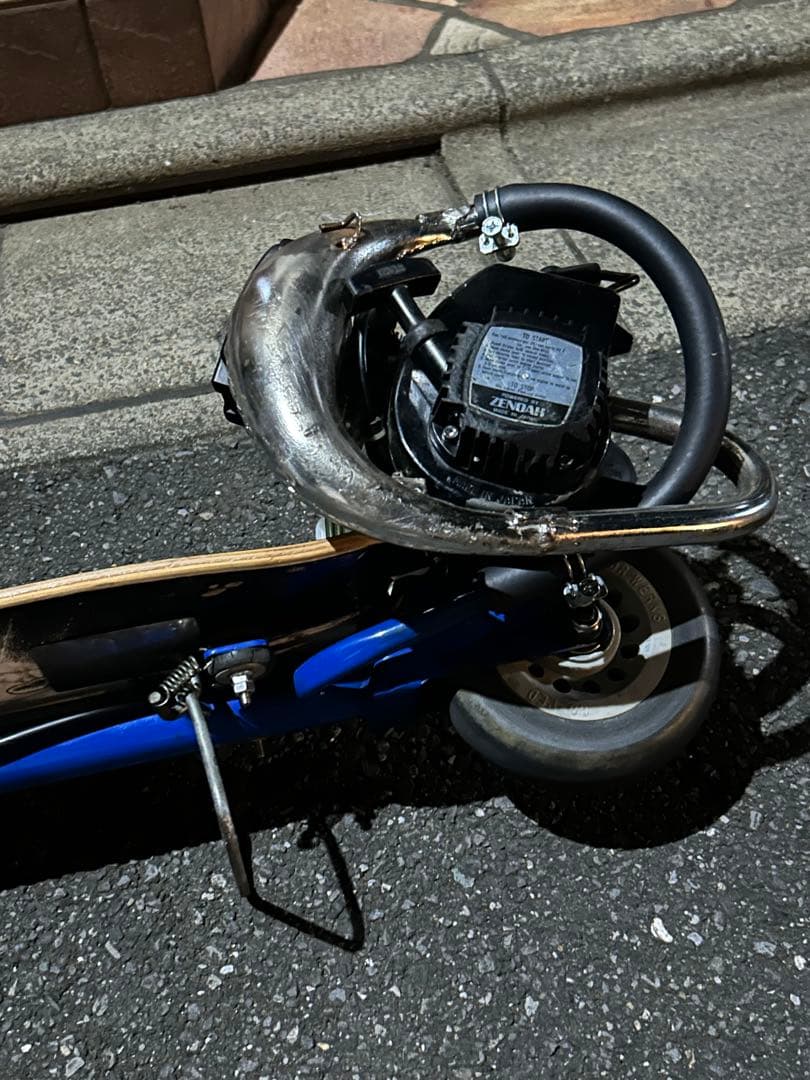 青いゴーペッド