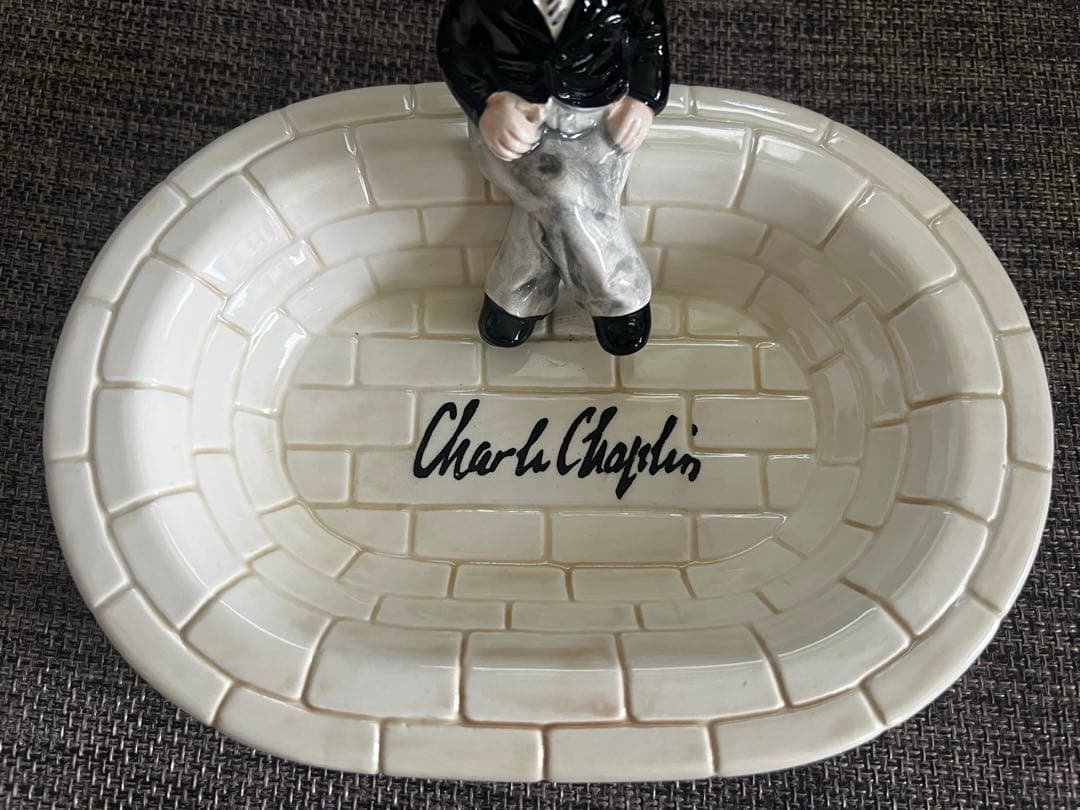 【希少】陶器製 チャールズ・チャップリン 小物置き 灰皿