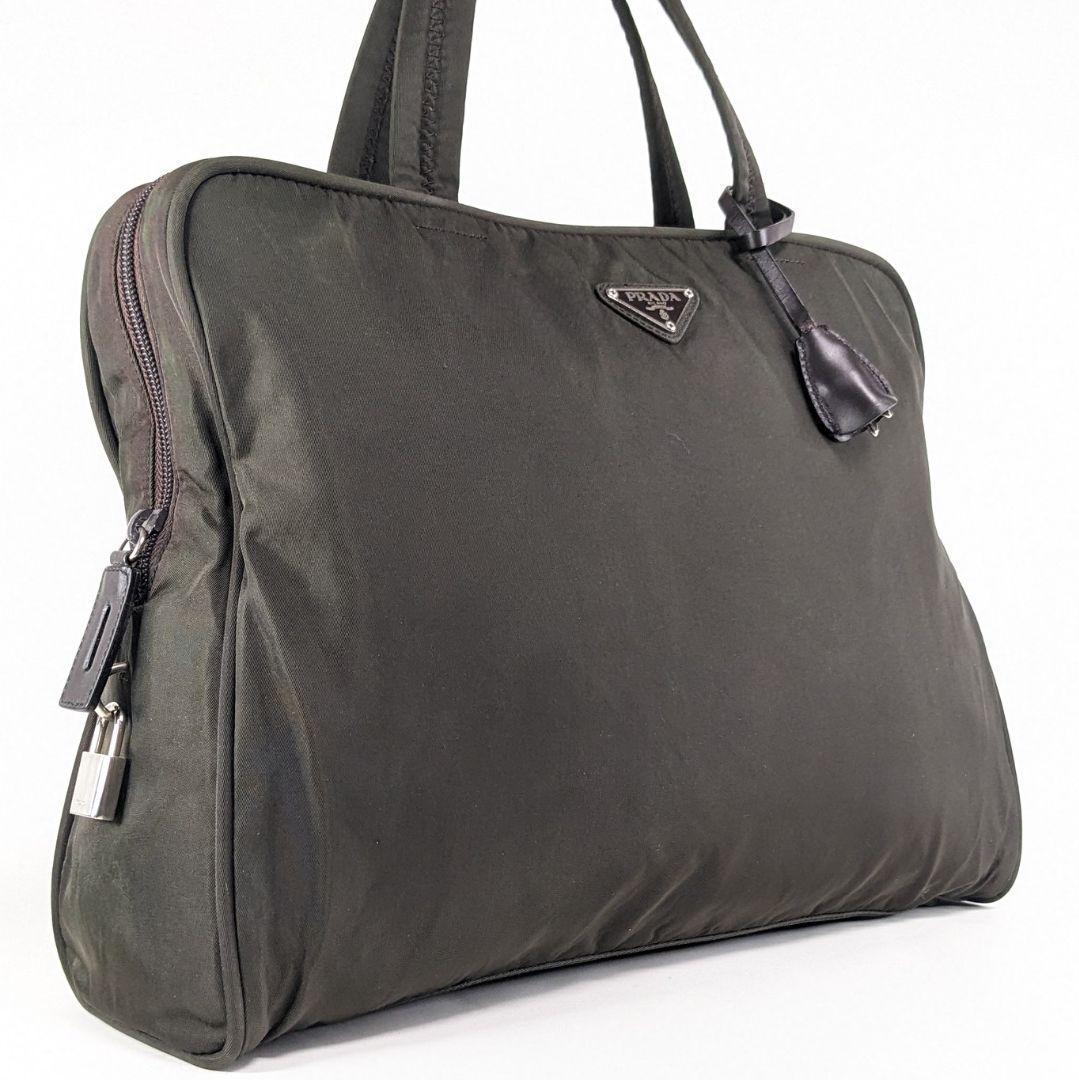 PRADA　プラダ　ビジネスバッグ　トートバッグ　三角ロゴ　ナイロン A4可