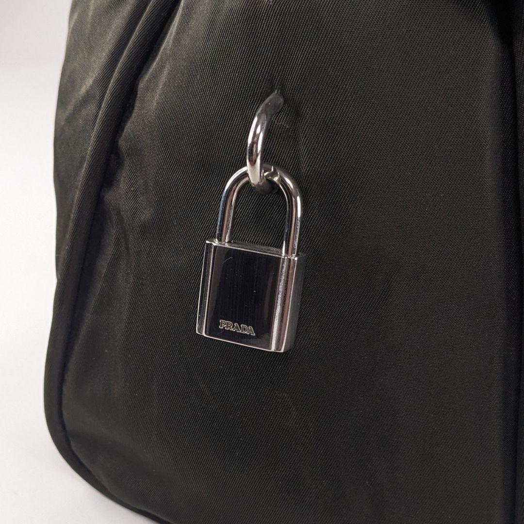 PRADA　プラダ　ビジネスバッグ　トートバッグ　三角ロゴ　ナイロン A4可