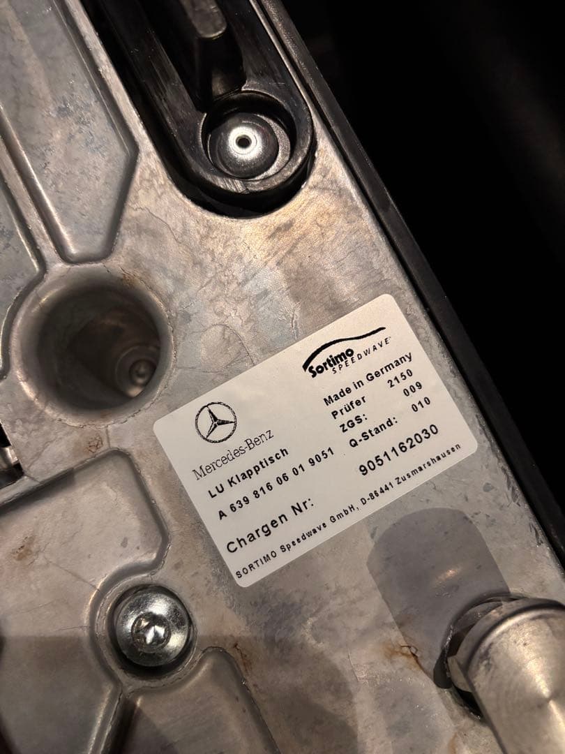 メルセデスベンツ Vクラス w447 純正 センターテーブル