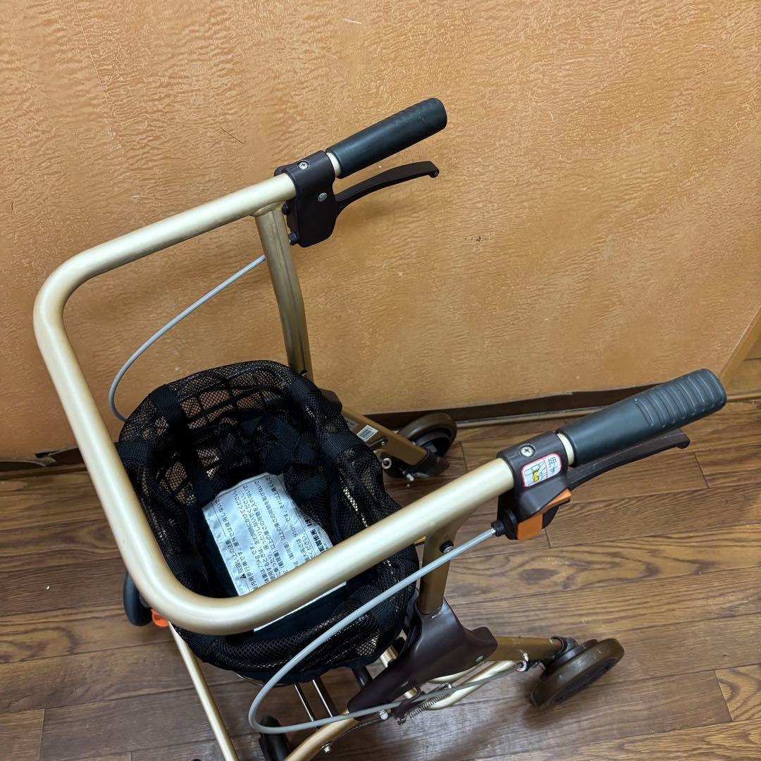 ☆良品☆【幸和製作所】歩行車 テイコブリトルホーム WAW05