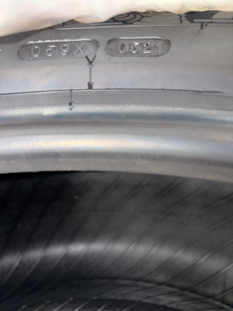 ミシュラン　パイロットスポーツ4 SUV 235/55R19 21年製