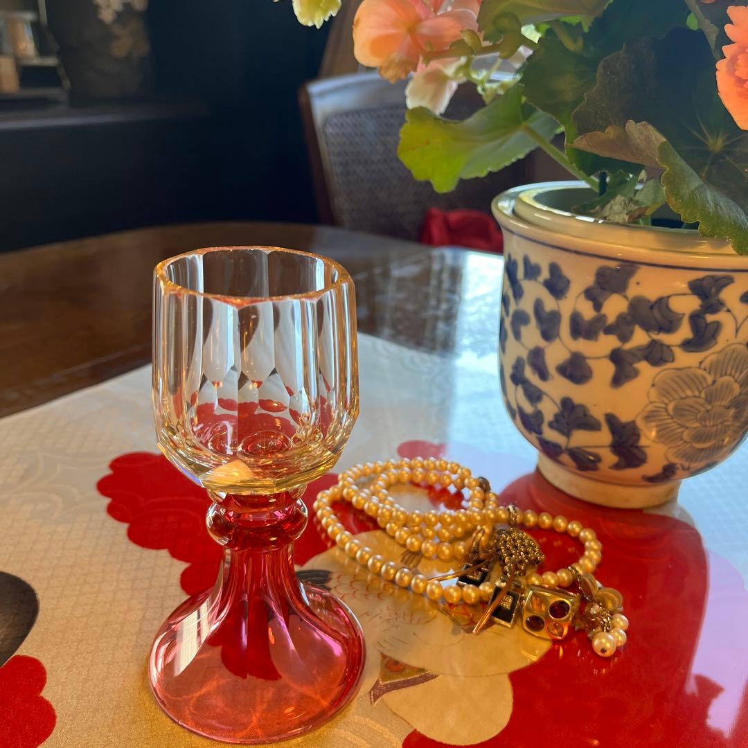 A1050 アンティーク　和ガラス　クリスタル　ワイングラス　ピンク