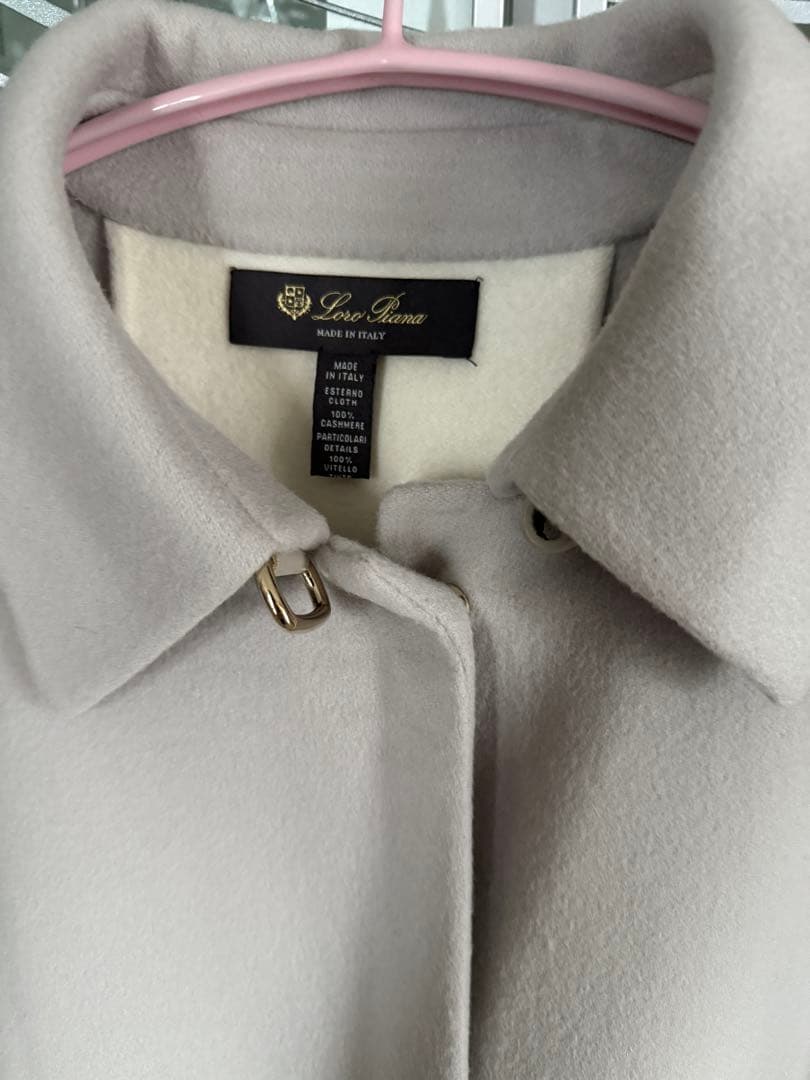 イタリア製高級なカシミヤ100％　ロロピアーナ　ケープ