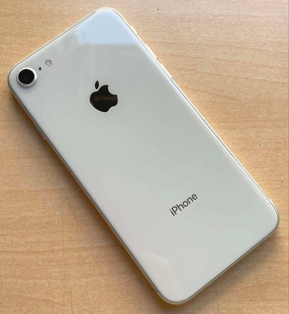 iPhone 8 シルバー　64GB A1906 美品　バッテリー 78%