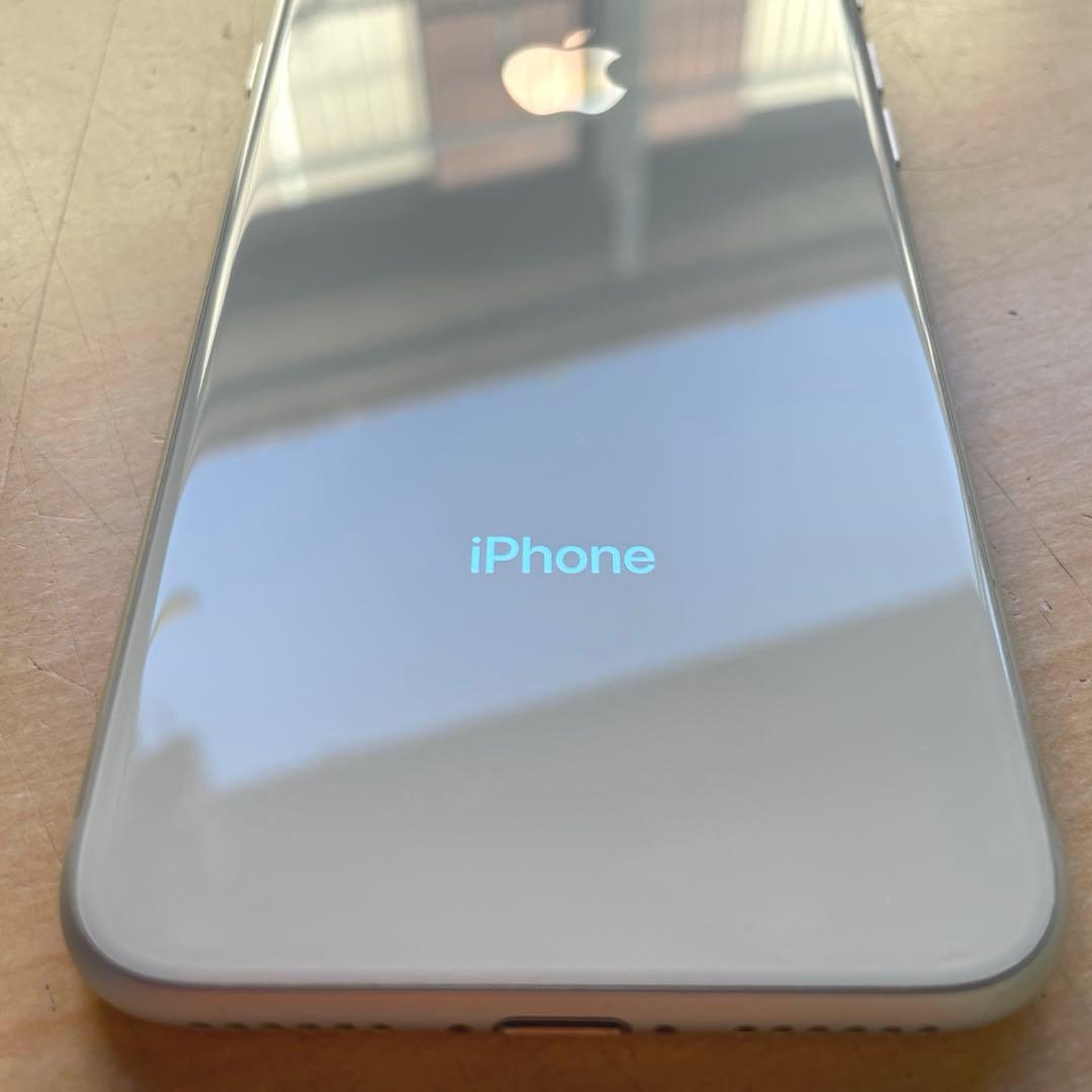 iPhone 8 シルバー　64GB A1906 美品　バッテリー 78%