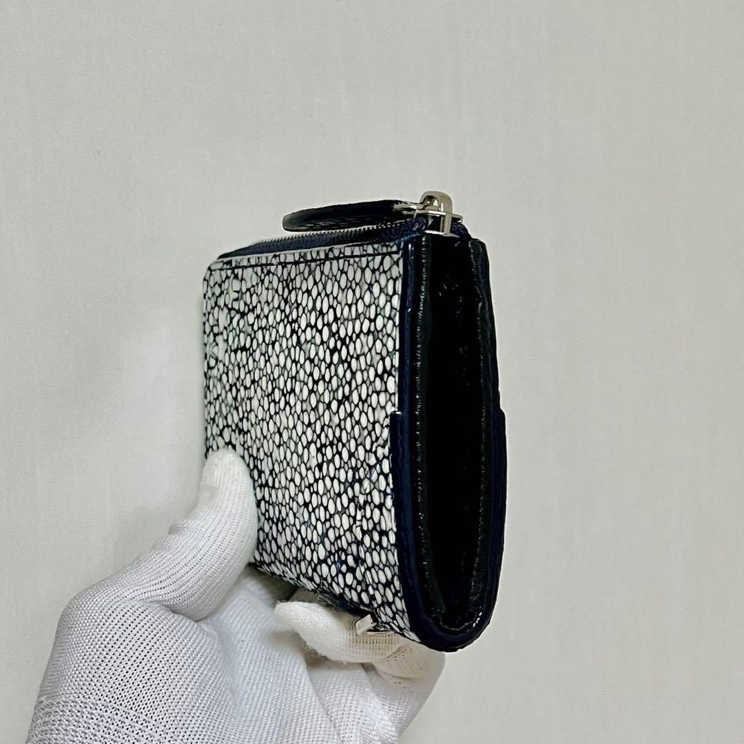 ドラおやじ【新品・未使用】スタースティングレイ　コンパクトハーフウォレット