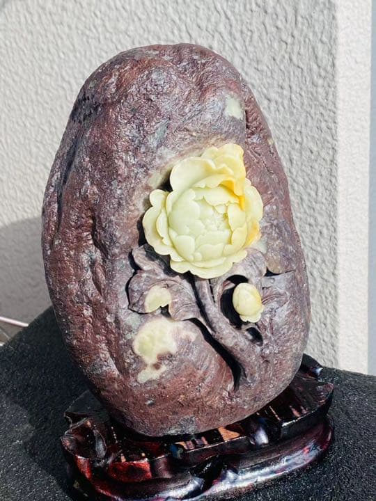 青田石　フラワー彫刻　2490g 博物館から流出　最高品質な青田石アート