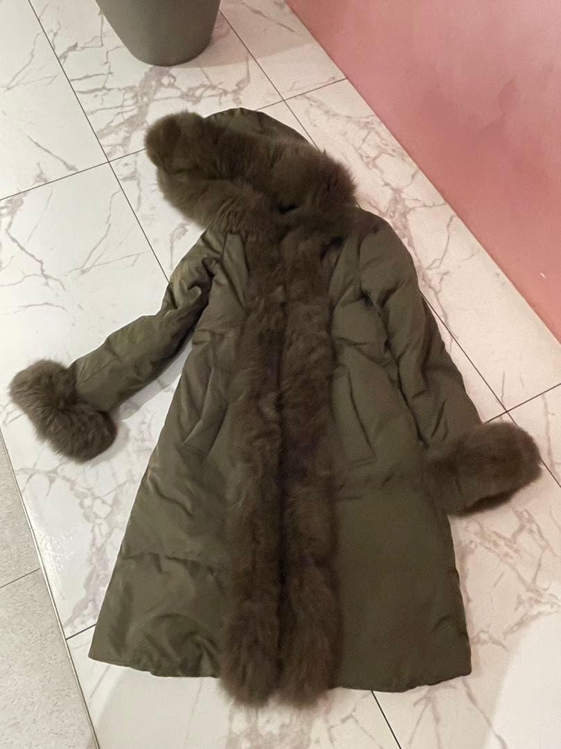 女優コート　フード付き　ロングダウンジャケット　グレースコンチネンタル　セオリー