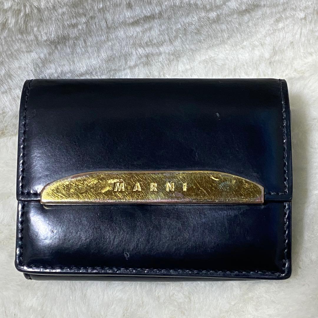 美品 MARNI 三つ折り財布　ブラック　ゴールド　プレート　マルニ　レザー