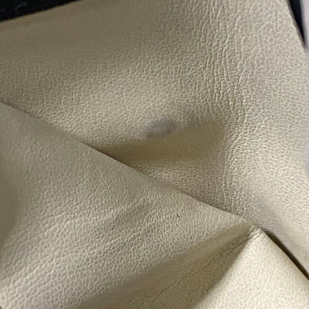 美品 MARNI 三つ折り財布　ブラック　ゴールド　プレート　マルニ　レザー