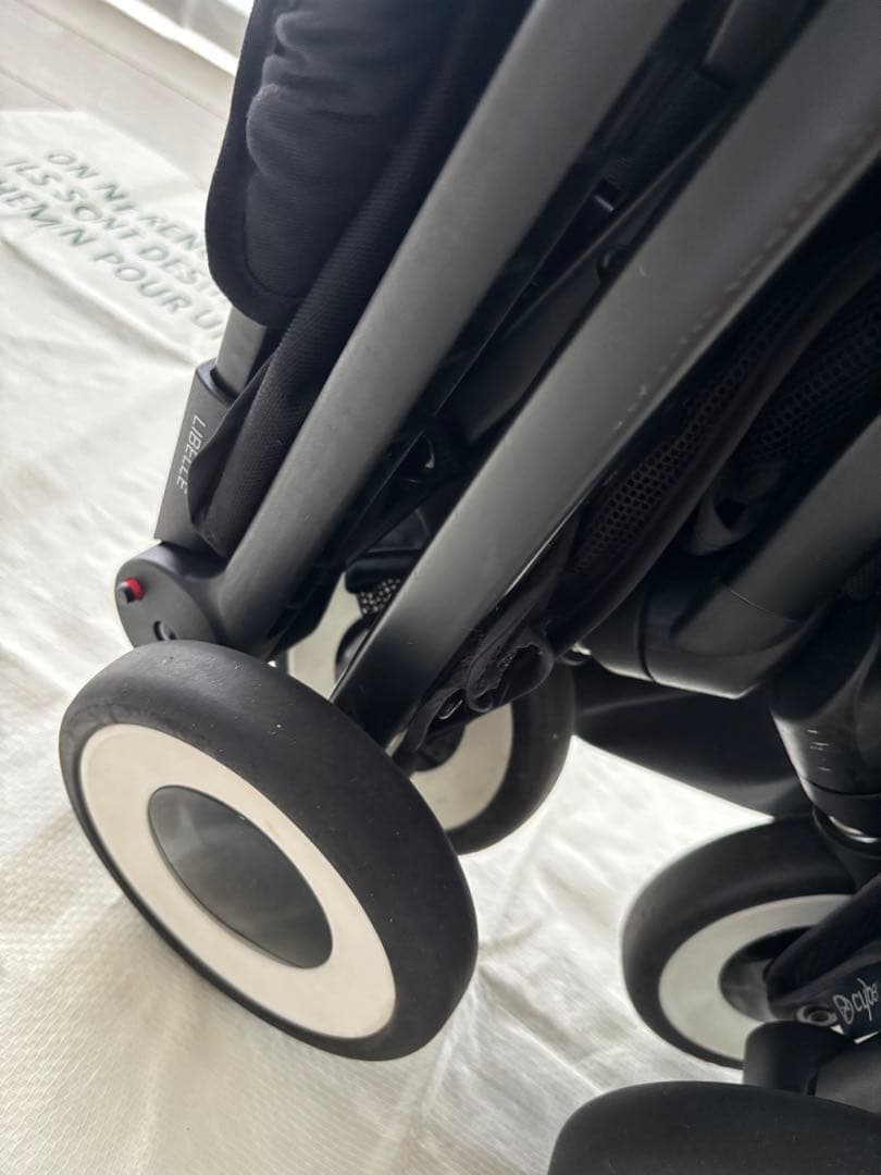 【Cybex LIBELLE】サイベックス リベル2022モデル ムーンブラック