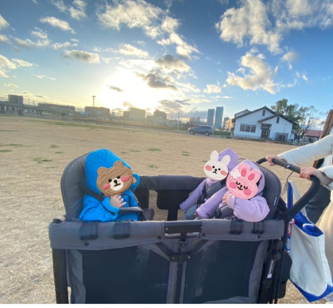 WONDERFOLD グレー 4人乗りベビーカー