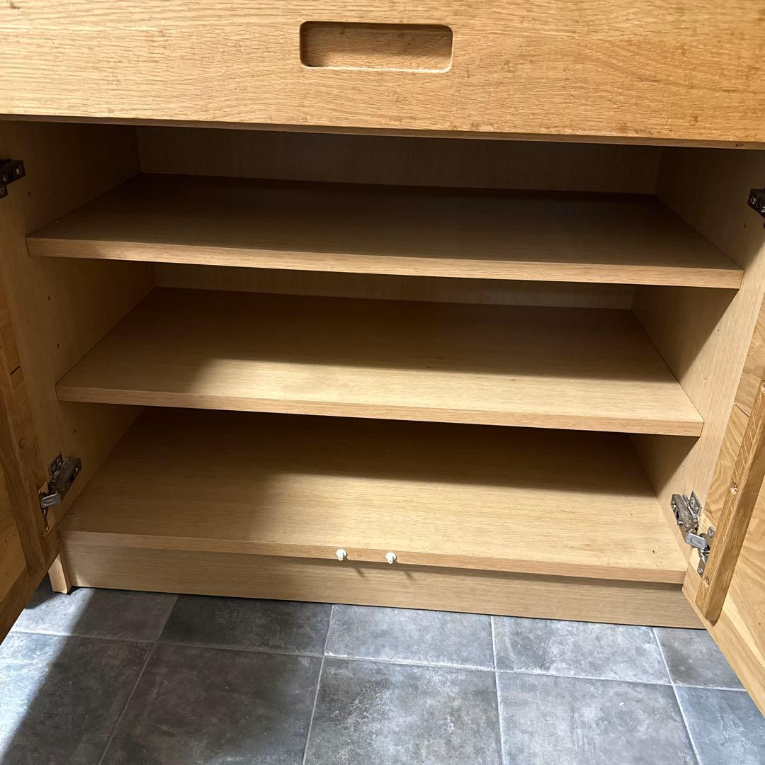 unico HUTTE カップボード