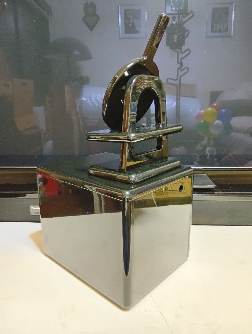 希少　萩原家具　ポストモダン　赤×黒　ラインストーン　ウッド　アート　ドレッサー