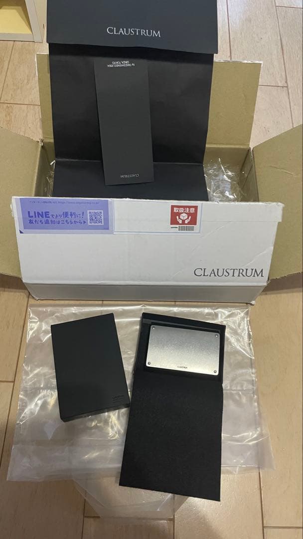 CLAUSTRUM ブラック 三つ折り財布