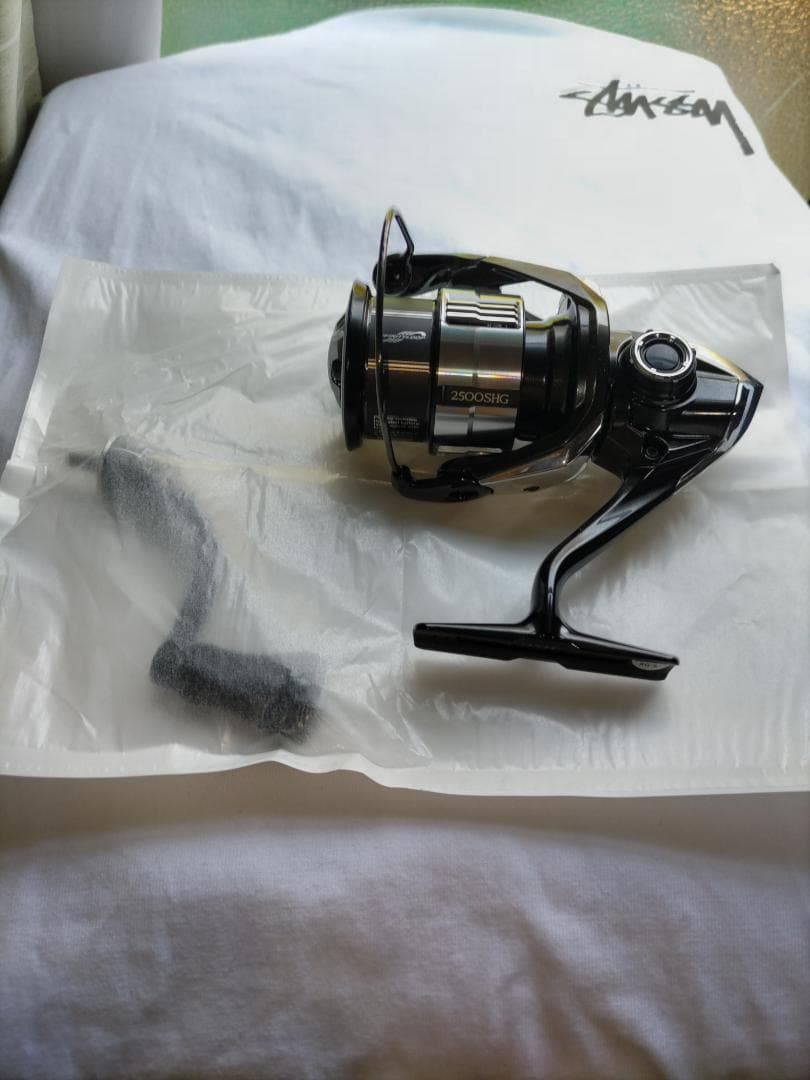 く*ん様 SHIMANO Vanquish 2500SHG リール