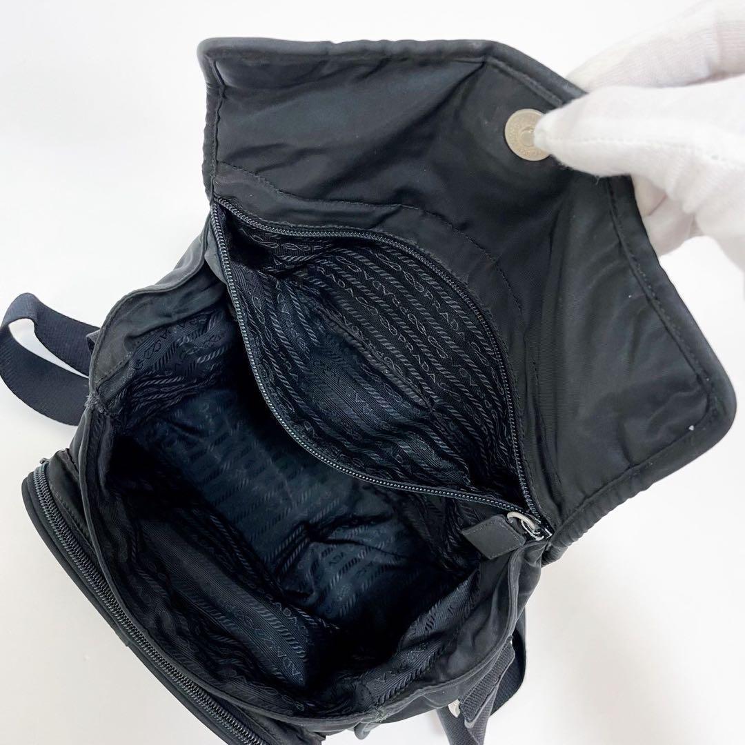 【正規品】プラダ PRADA 三角ロゴ ショルダーバッグ ナイロン 黒 男女兼用