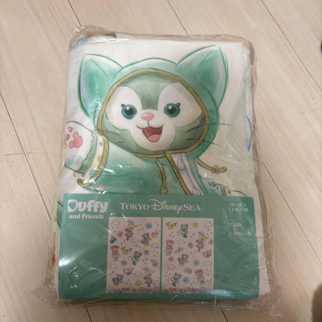 chel_3487様⭐︎ジェラトーニ　レイニーデイズ　カーテン