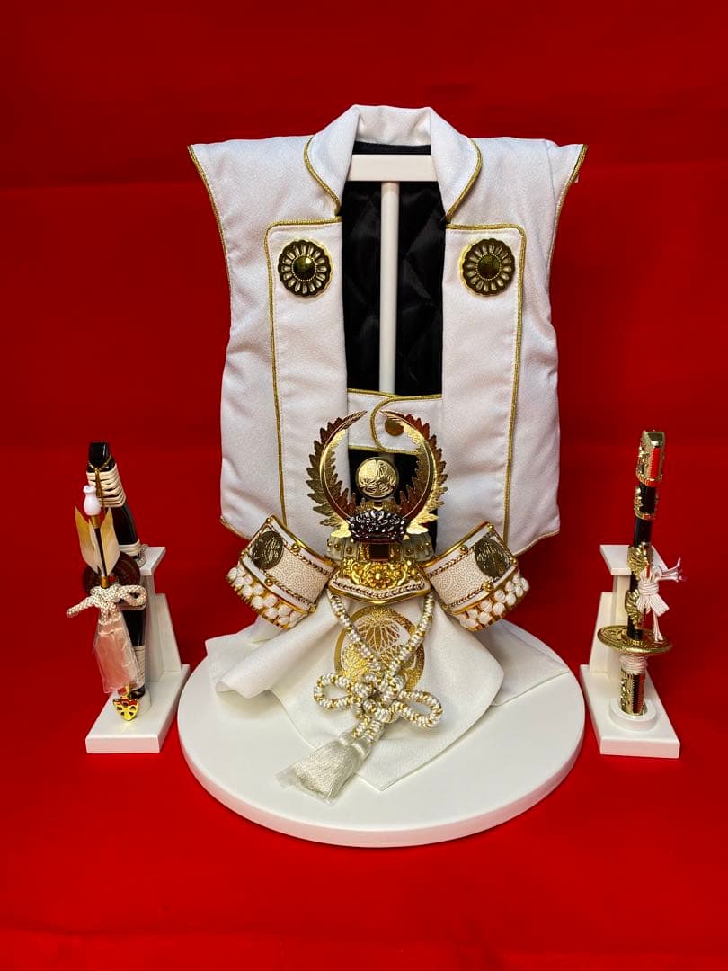 徳川家康　五月人形　兜飾り　白陣羽織付き兜平飾り　龍虎柄