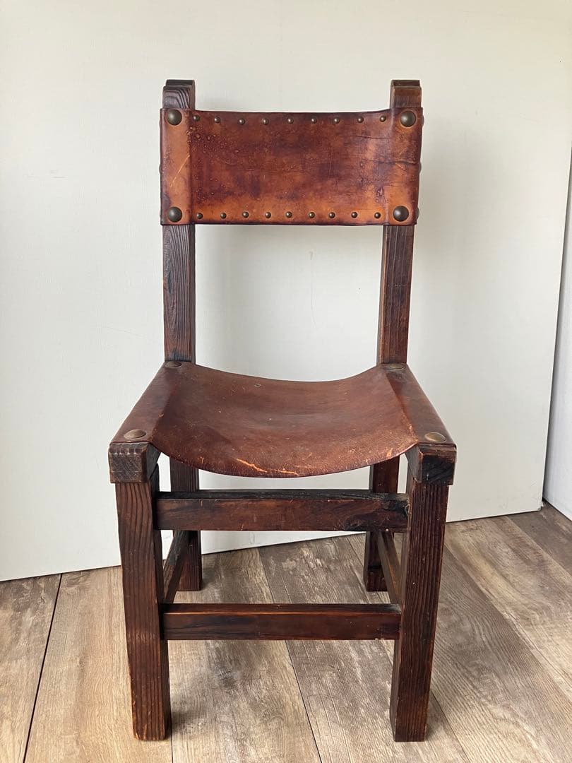 アンティーク　レザーチェア　本革張り　鋲打