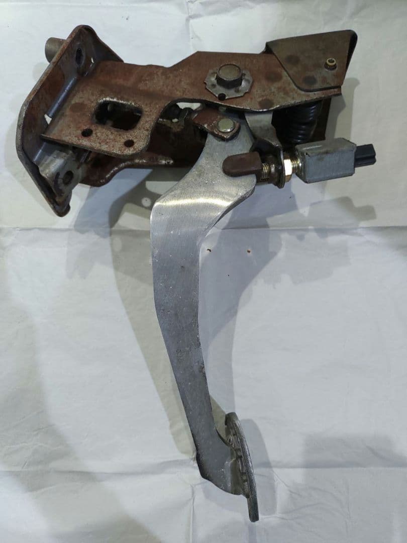 マツダ RX-7 FD3S 純正 クラッチペダル 中古