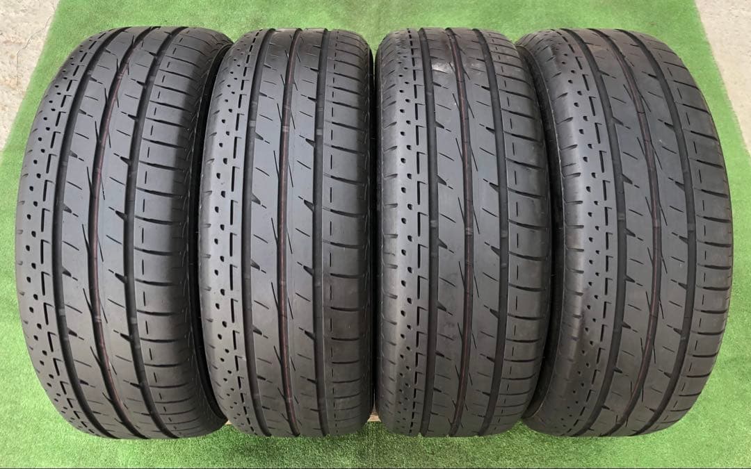 215/55 R17 BRIDGESTONE LUFT RV IIラジアルタイヤ