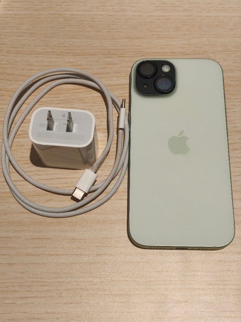 iPhone15 256GB グリーン　SIMフリー バッテリー85% 美品