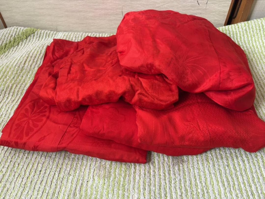 まとめ売り！長襦袢　アンティーク　着物　赤　大正ロマン　正絹　絞り　シルク