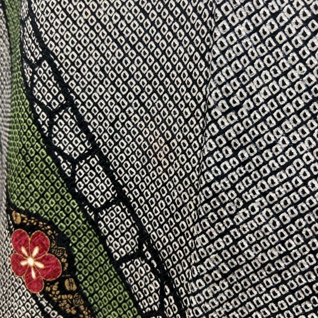 総絞り　金彩　熨斗　牡丹　花模様　振袖　晴れの日　成人式　卒業式　着物　114p