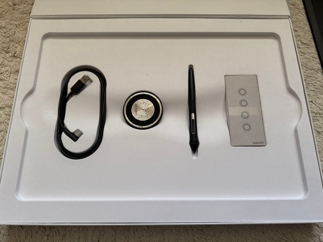 Wacom Intuos Pro LサイズPTH-860