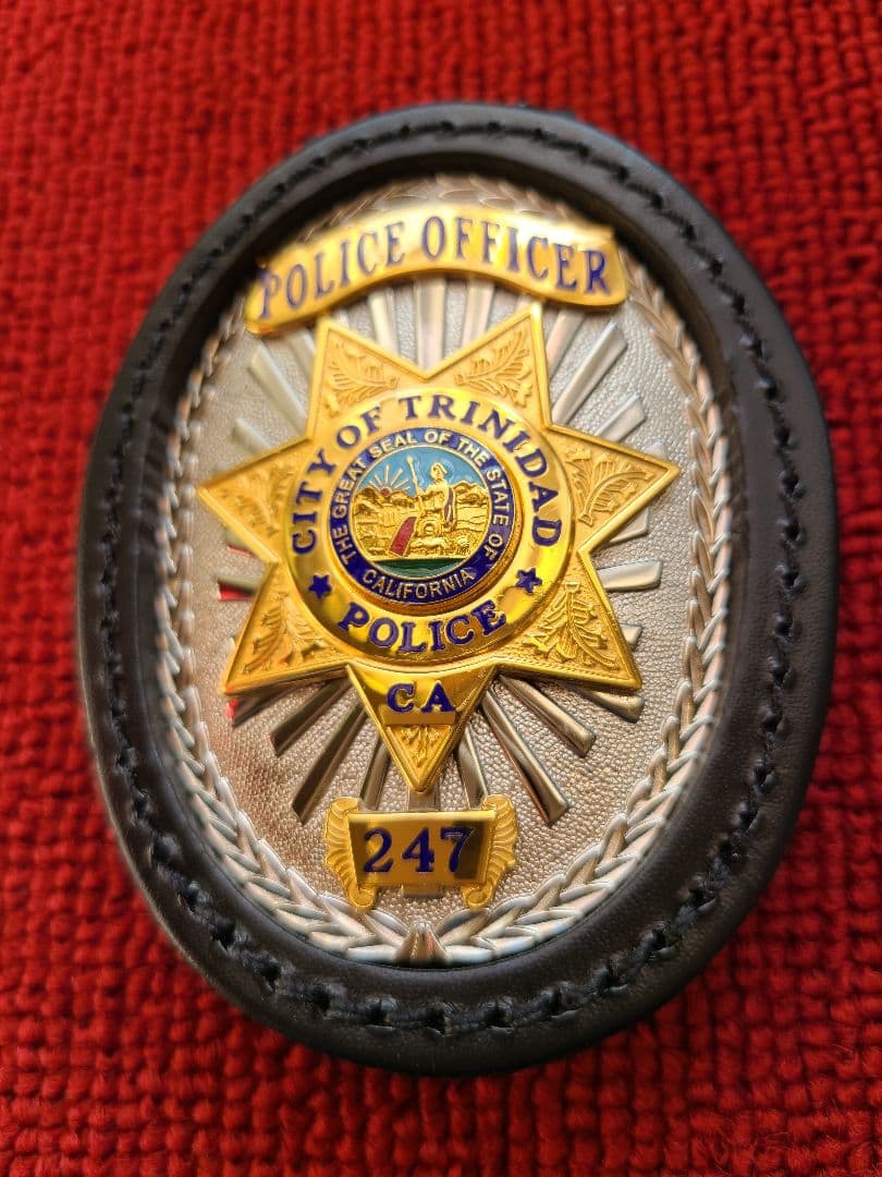 米国ポリスバッジ【TRINIDAD POLICE No.247】US製ホルダー付