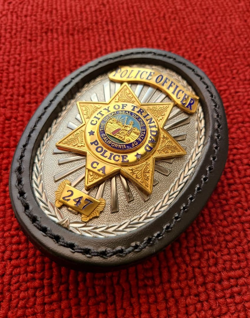 米国ポリスバッジ【TRINIDAD POLICE No.247】US製ホルダー付