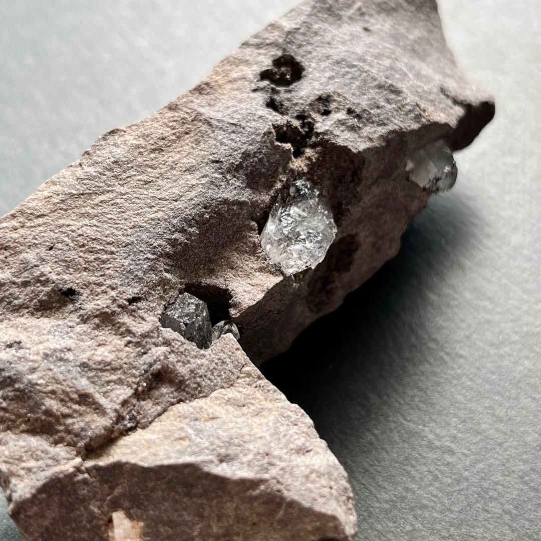 天然石　原石　ハーキマーダイヤモンド　母岩付き　142g パワーストーン