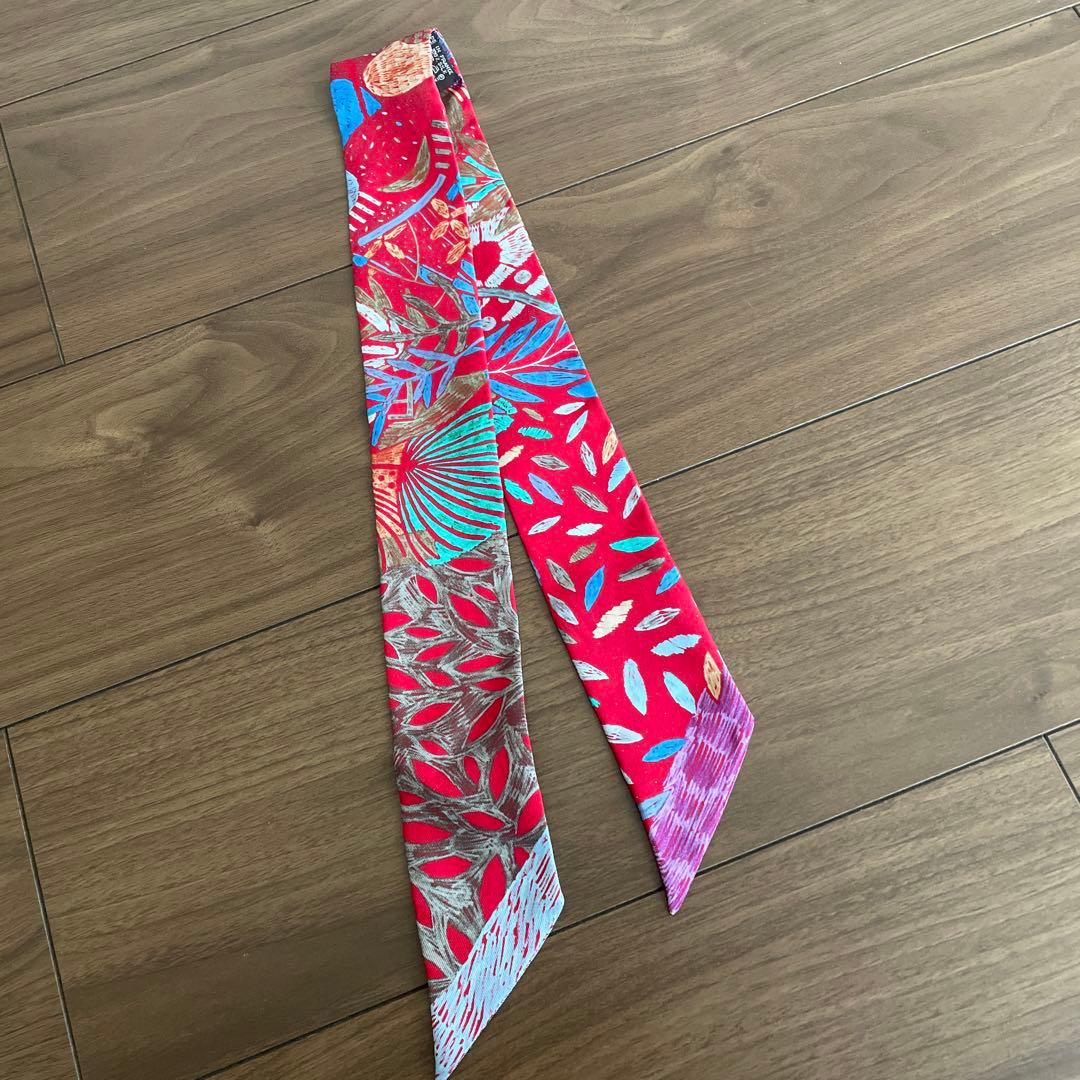 HERMES シルク　ツイリー