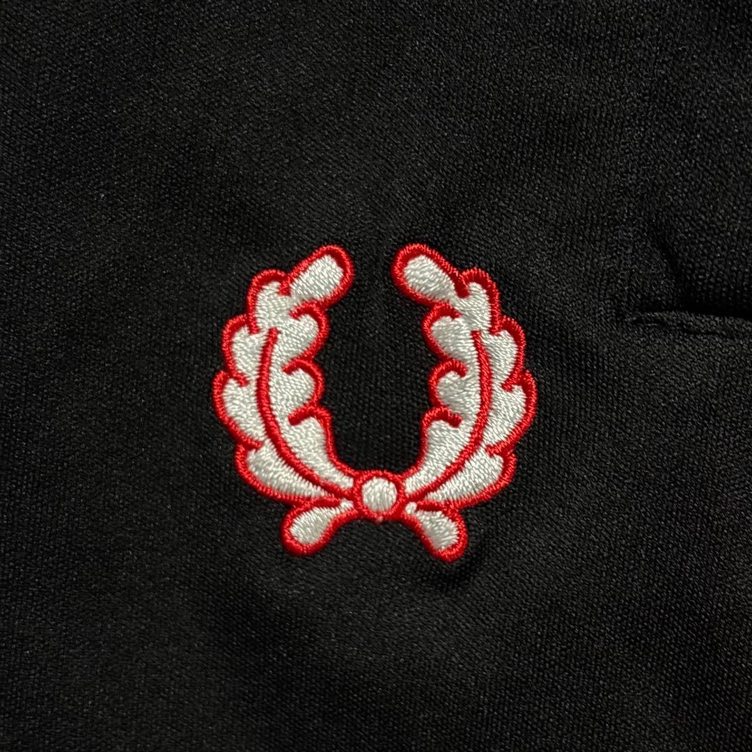 FRED PERRY フレッドペリー ジャージ パンツズボン M 黒 ブラック赤